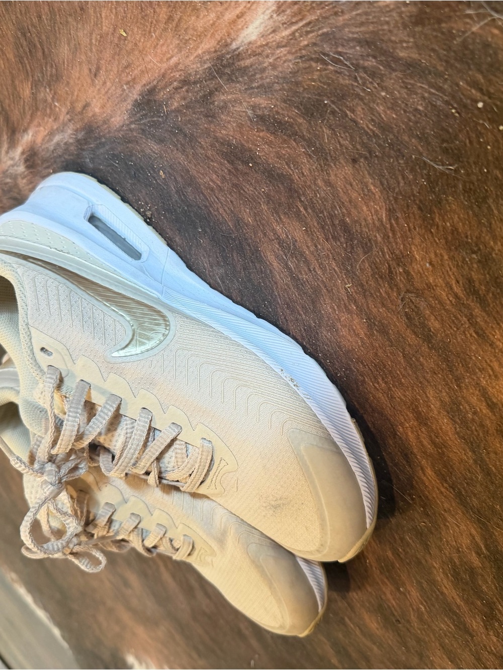Nike Beige and White Casual Running Sneakers - Picture 3 of 3
